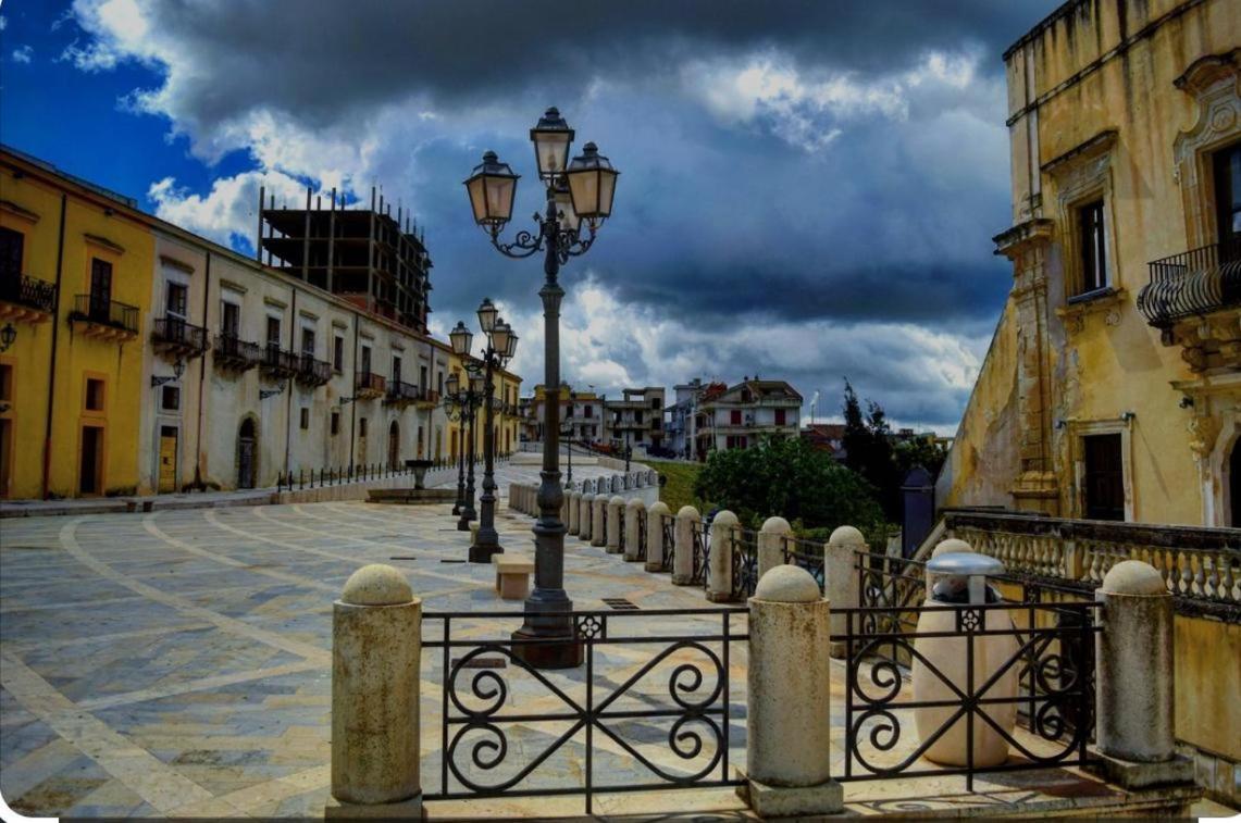 Montalbano House - Casa Vacanze Santa Margherita di Belice Экстерьер фото
